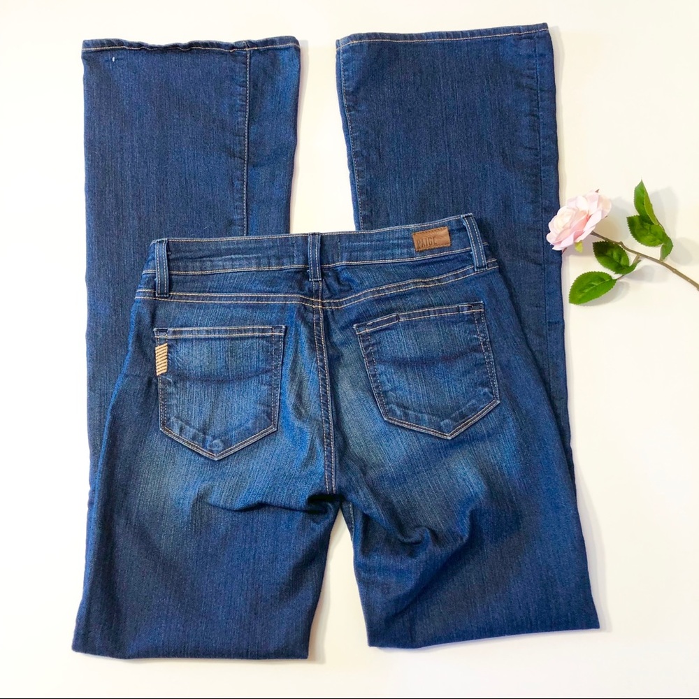 Paige Skyline Fit Blue Jeans - Picture 8 of 8